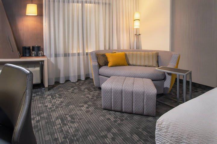 Courtyard By Marriott Картерсвілл Екстер'єр фото